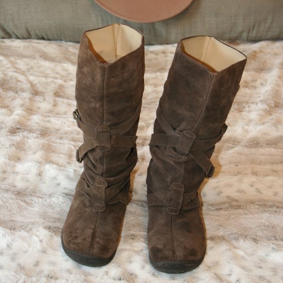Brown Suede Buckle Boots Size 8 - Picture 4 of 4
